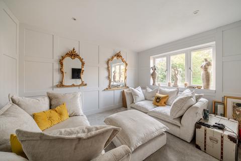 undefined, Alma Lane, Farnham, GU9