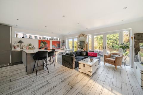 undefined, Alma Lane, Farnham, GU9