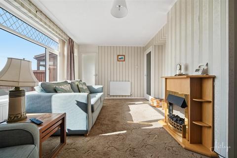 2 bedroom terraced house for sale, Chestnut Avenue, West Cross, SA3