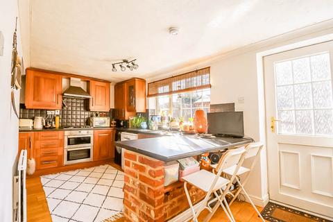 2 bedroom terraced house for sale, Kennet Place, Newbury, West Berkshire, RG14