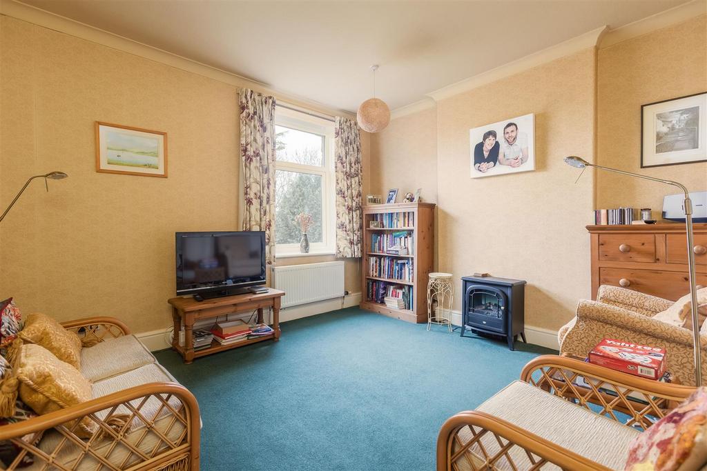 Middleton Road 17 Bedroom 2.jpg