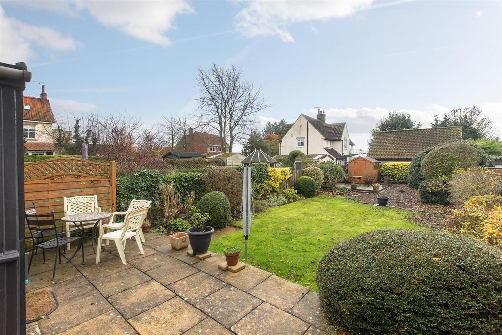 Middleton Road 17 External-3.jpg