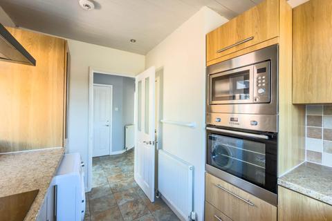 undefined, Moorside Rise, Cleckheaton