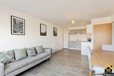 undefined, 3, Gloucester, GL2