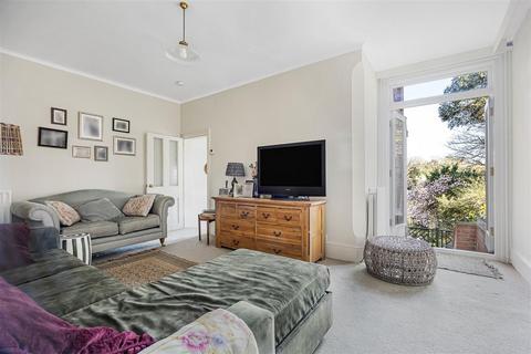 undefined, Blenheim Road, Caversham, Reading