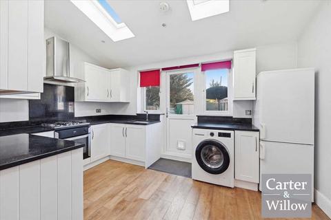 2 bedroom terraced house to rent, Haresfield Road, Dagenham, Essex