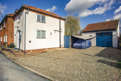 undefined, Characterful Cottage in Foulsham