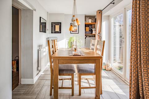 undefined, Characterful Cottage in Foulsham