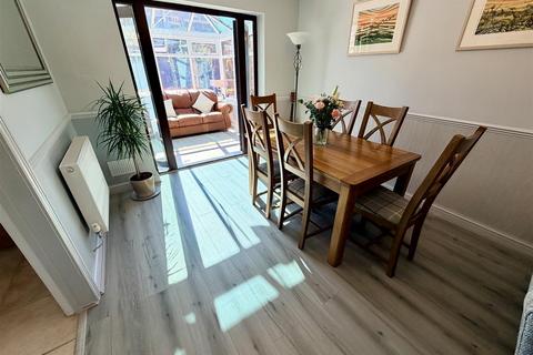 4 bedroom detached house for sale, Wentworth Drive, Whitestone