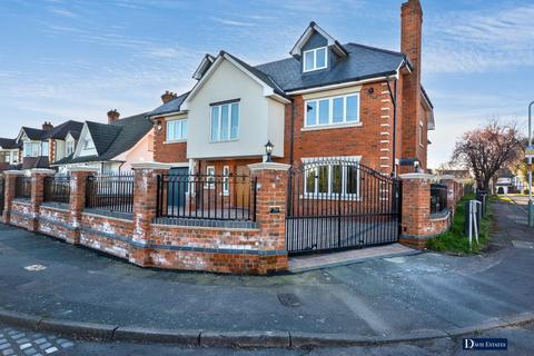 undefined, Curtis Road, Emerson Park, Hornchurch, RM11