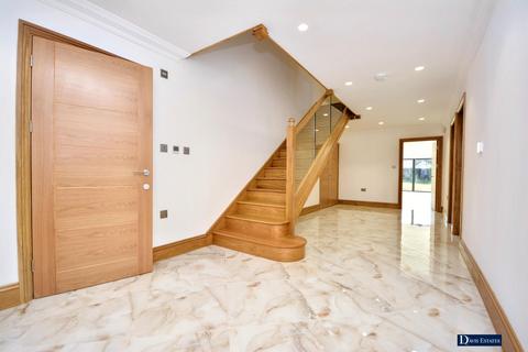 undefined, Curtis Road, Emerson Park, Hornchurch, RM11