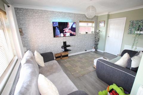 2 bedroom bungalow for sale, St Johns Road, Clacton on Sea, CO16