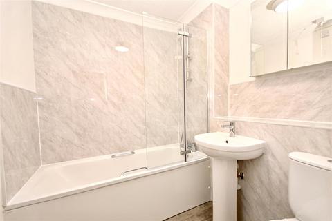 2 bedroom flat for sale, The Portlands, Eastbourne