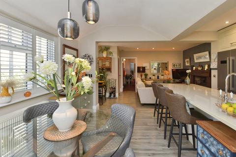 undefined, Mount Pleasant, Aspley Guise, Milton Keynes