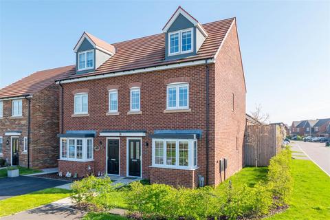 3 bedroom semi-detached house for sale, Goldcrest Avenue, Farington Moss, Leyland