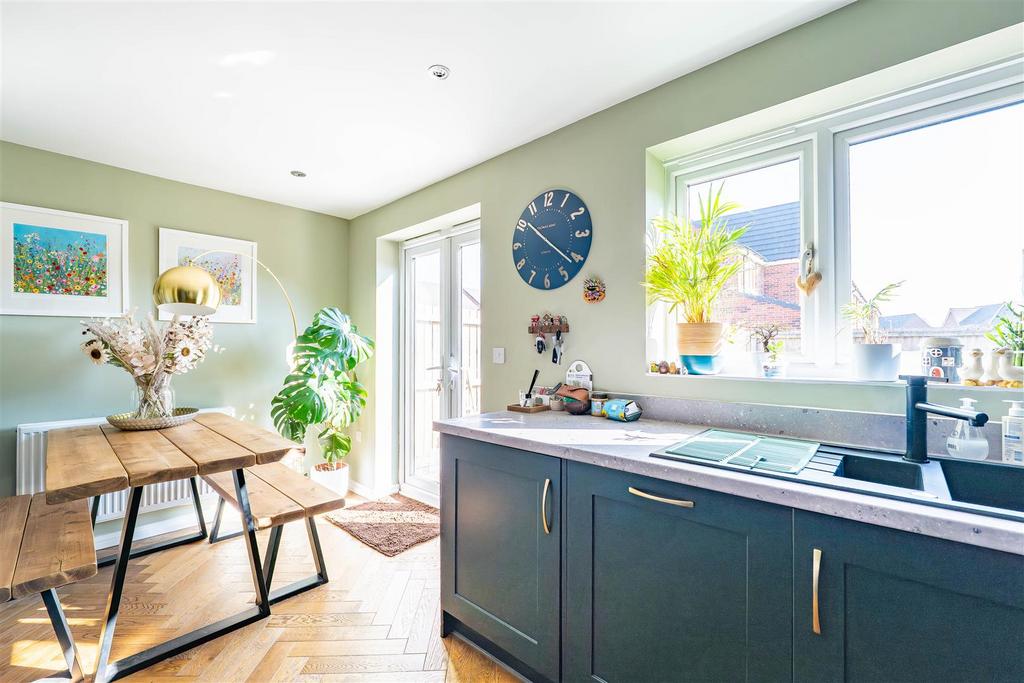 Kitchen/Dining Room