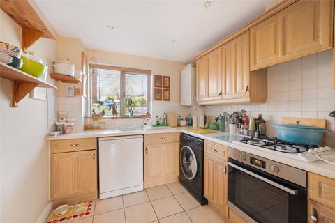 2 bedroom flat for sale, Westview Close, Redhill, Surrey, RH1