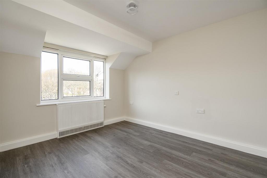 Flat 18 5.jpg