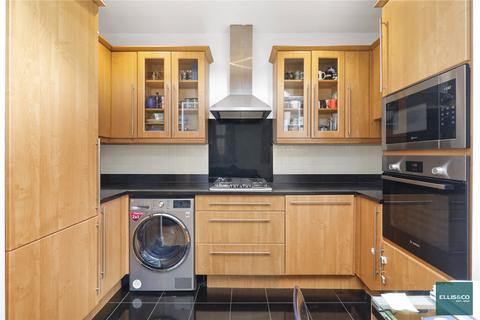 2 bedroom apartment for sale, Royal Drive, Friern Barnet, N11