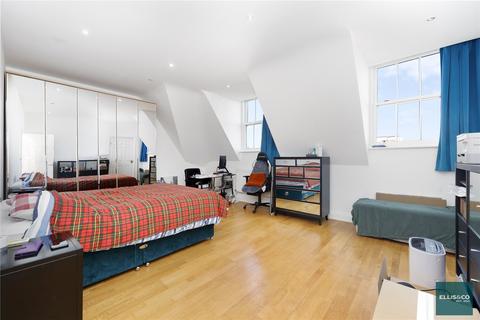 2 bedroom apartment for sale, Royal Drive, Friern Barnet, N11