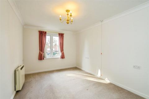 2 bedroom flat for sale, Stockbridge Road, Chichester, West Sussex, PO19