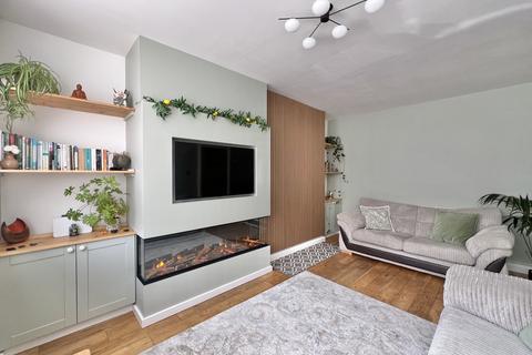 undefined, Hawthorne Grove, Carleton FY6
