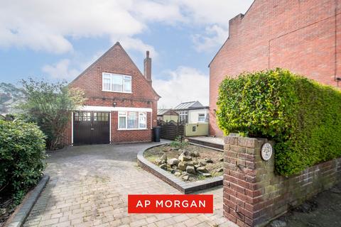 2 bedroom detached house for sale, Chapel Street, Lye, Stourbridge, West Midlands, DY9