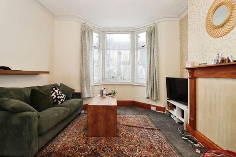 undefined, New Queen Street, Bristol, Somerset, BS15