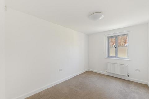 2 bedroom apartment for sale, 23 Amber Lane, Kings Hill, ME19 4FT