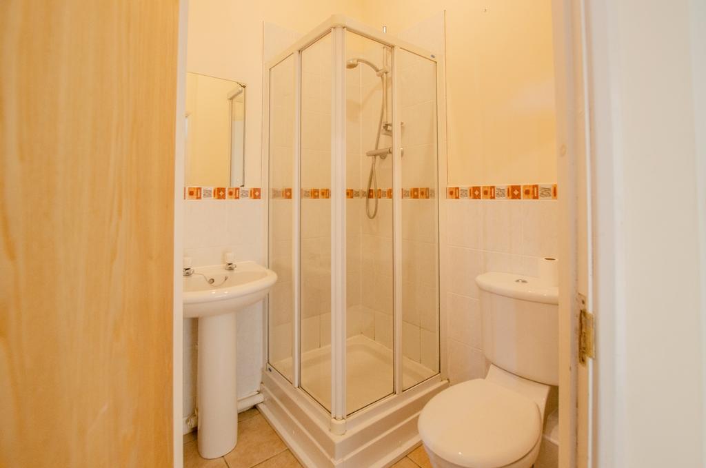 10 Royffe Way TPS  Bodmin 01208 74182-05