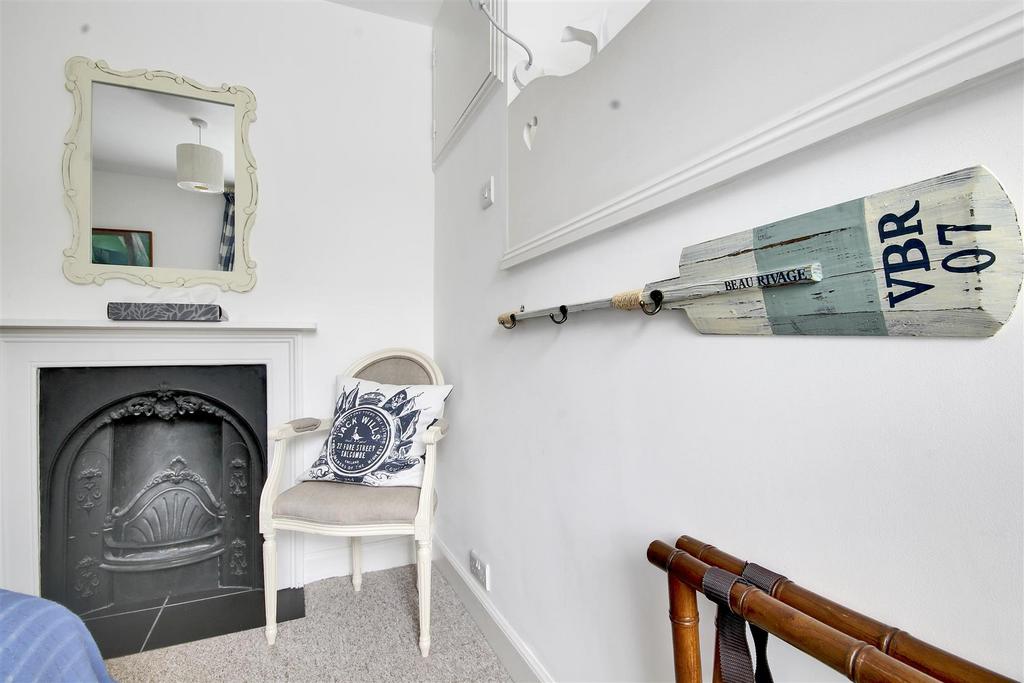 Bedroom 3.jpg