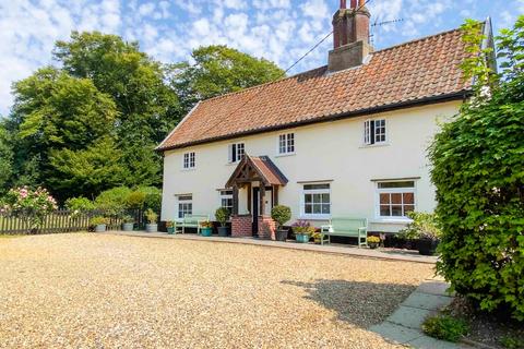 undefined, Southburgh Road, Cranworth, Nr Hingham, IP25 7SG