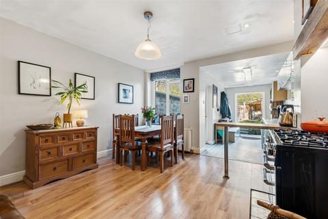 3 bedroom terraced house for sale, Station Road, Hathersage, Hope Valley