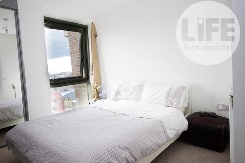 2 bedroom flat to rent, Bootmakers Court, London E1