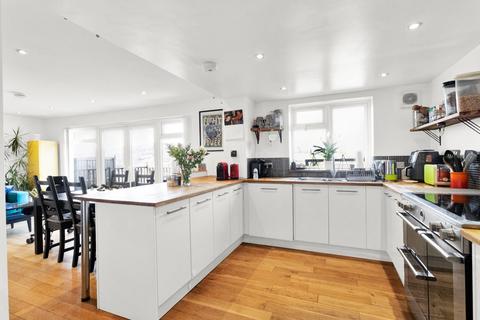 4 bedroom detached house for sale, Courtway, Stroud, Gloucestershire, GL5