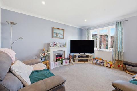 2 bedroom detached house for sale, Carr Avenue, Leiston, IP16