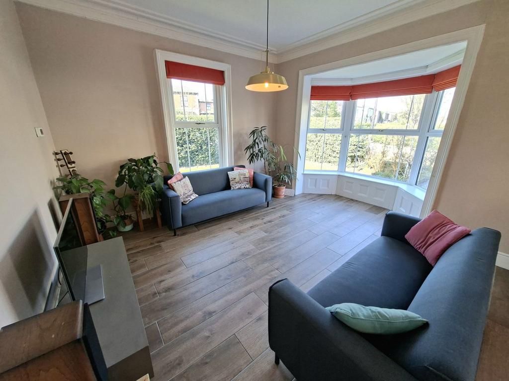 Family room/dining area