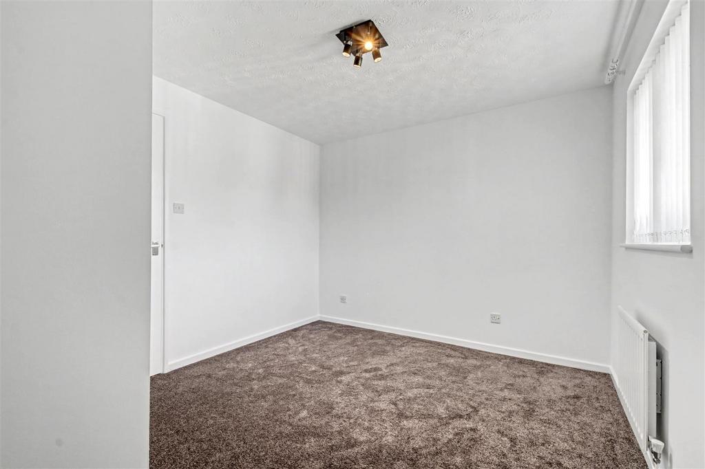 Bedroom One 1.jpg
