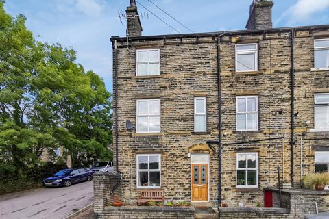3 bedroom end of terrace house for sale, Belmont Terrace, Luddendenfoot