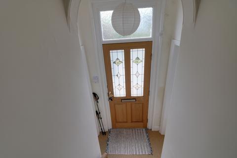 3 bedroom end of terrace house for sale, Belmont Terrace, Luddendenfoot