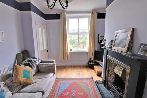 3 bedroom end of terrace house for sale, Belmont Terrace, Luddendenfoot