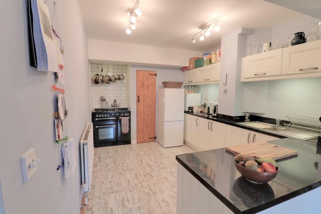 414824 - kitchen f