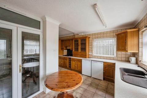 3 bedroom semi-detached house for sale, Bottesford Road, Scunthorpe