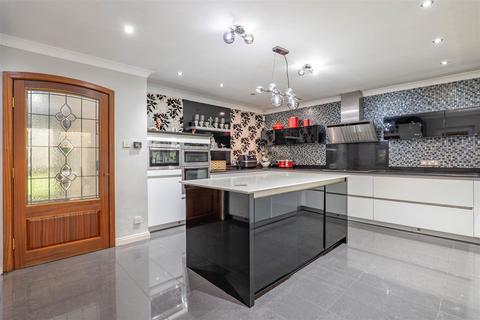 4 bedroom detached bungalow for sale, Cocker Lane, Leyland