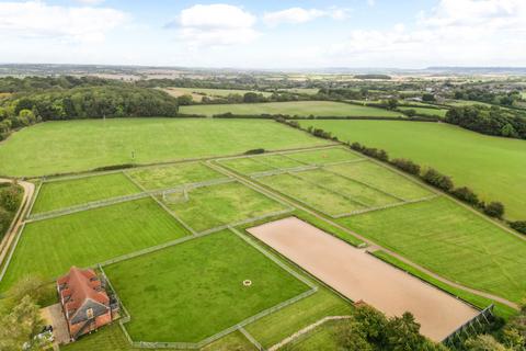 undefined, Black Martin Farm, Ettington, CV37