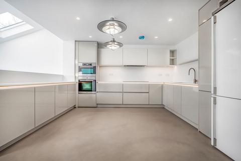undefined, Pittville Gardens, London SE25