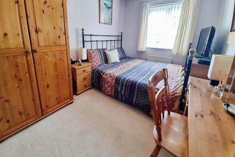 4 bedroom semi-detached house for sale, Sunningdale Way, Gainsborough, DN21 1JE