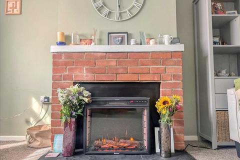 2 bedroom end of terrace house for sale, Brightlingsea CO7