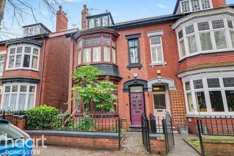 undefined, Lawn Avenue, Doncaster