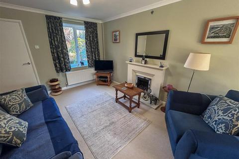3 bedroom end of terrace house for sale, Kirkstone Court, Lakeside, DY5 3SF